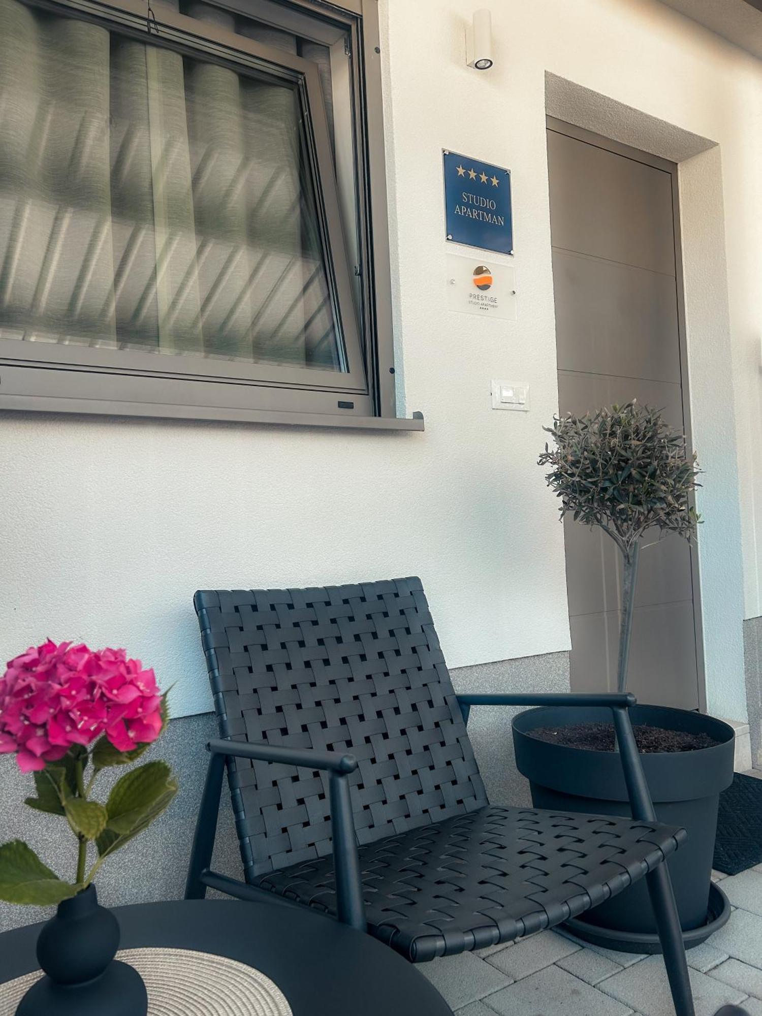Prestige Studio Apartment Rovinj Exterior foto